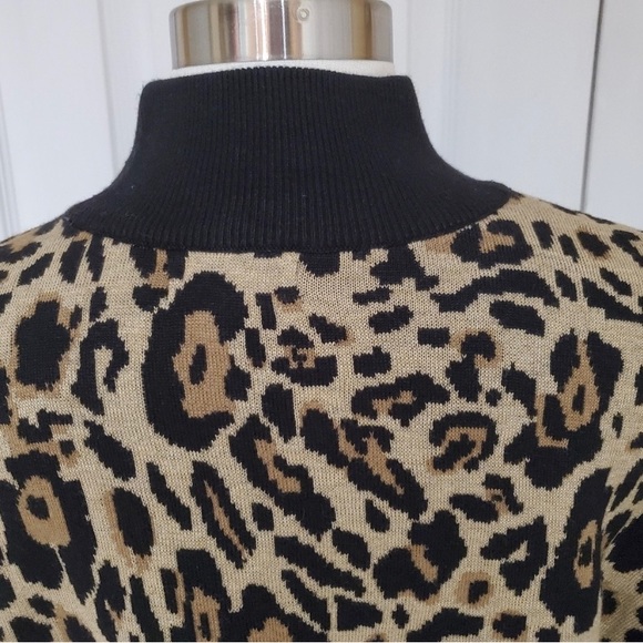 Calvin Klein animal print high low sweater size L - Picture 4 of 11